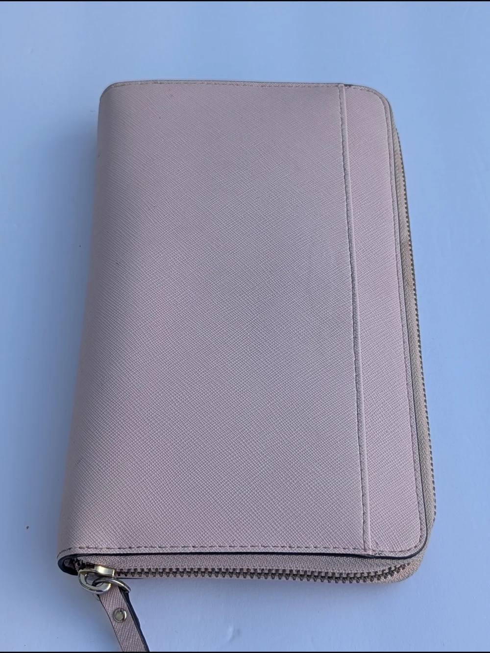 Kate Spade New York Blush Pink Saffiano Leather Zip Around Wallet Organizer